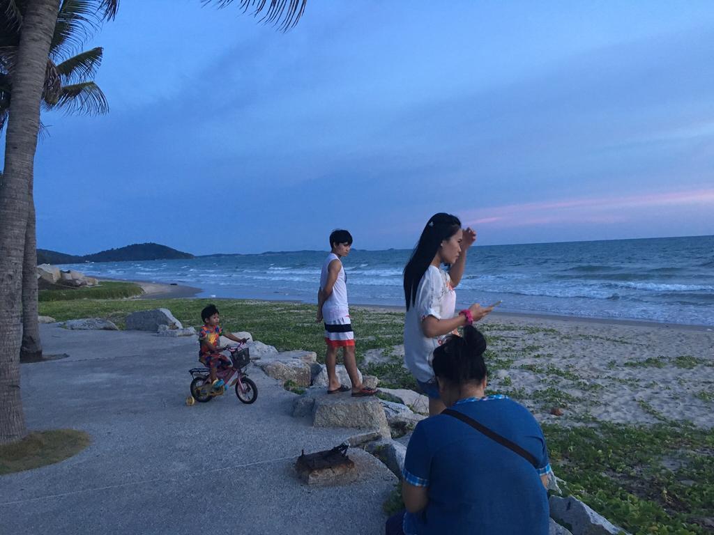 Rayong Condochain By Rainbow Ban Phe Bagian luar foto