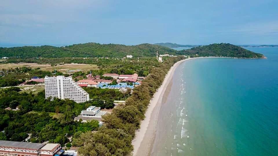 Rayong Condochain By Rainbow Ban Phe Bagian luar foto